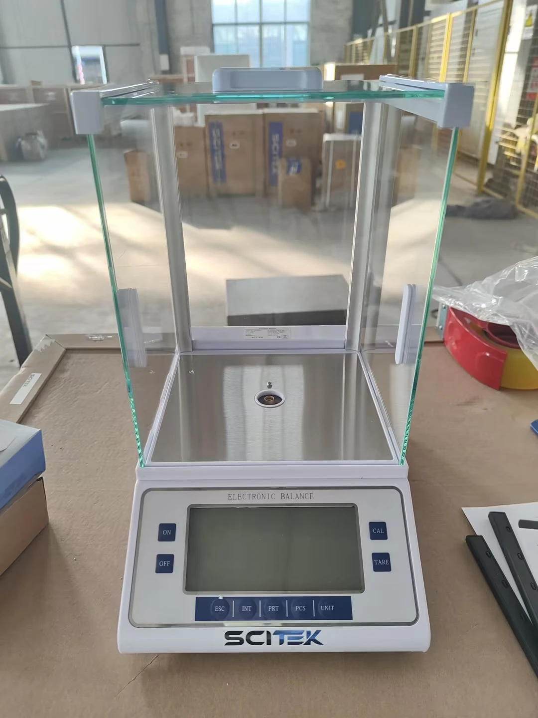 analytical weighing balance